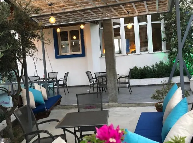 Scala Aparts & - Rhodes