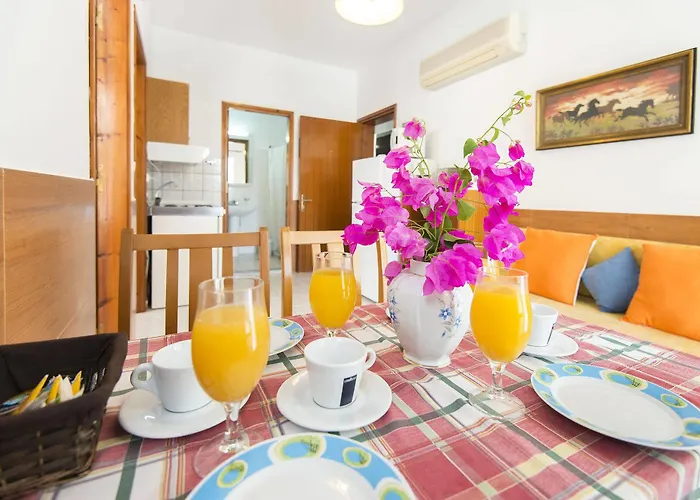 Scala Aparts & - Rhodes 3*