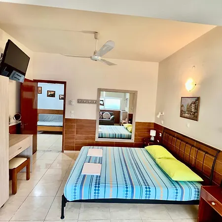 Scala Aparts & - Rhodes 3* アファンドウ