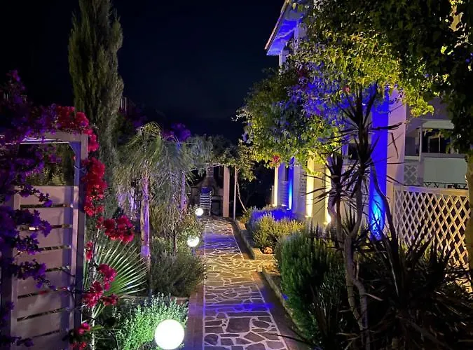 Scala Aparts & - Rhodes Hotel apartamentowy Afandu