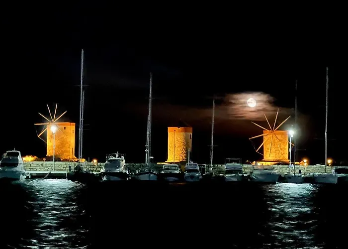 Scala Aparts & - Rhodes 3*